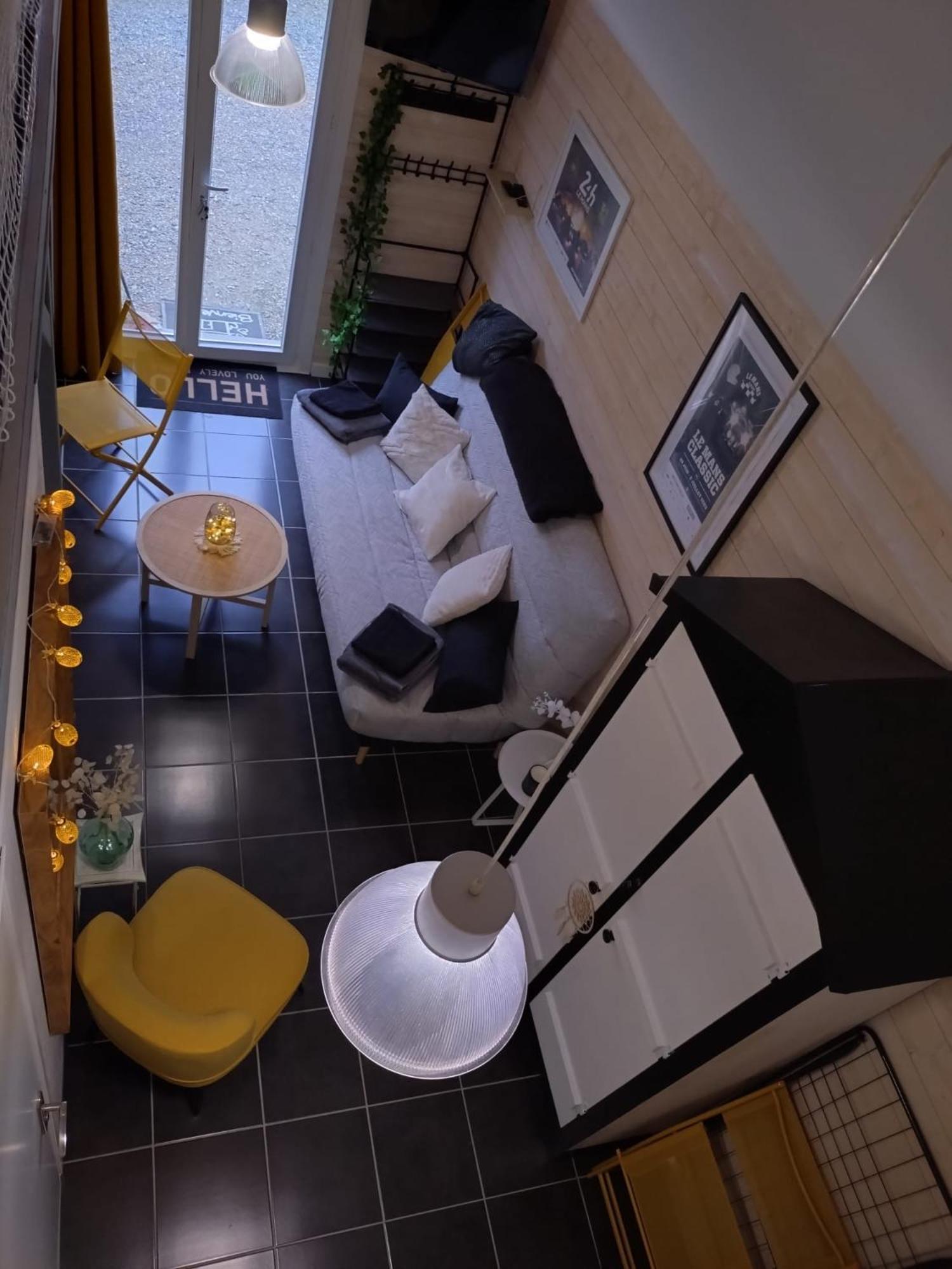 Joli Studio Mezzanine Proche Pole Europeen Yvré-lʼÉvêque Exterior foto